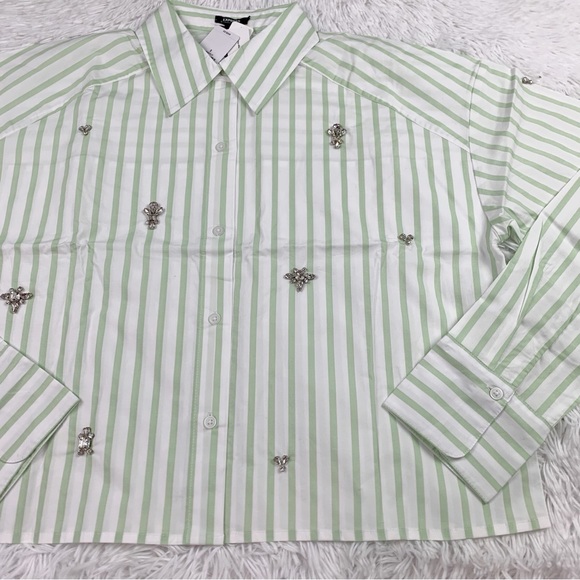 Express Embellished Striped Cropped Boyfriend Portofino Shirt long sleeve - Picture 3 of 12